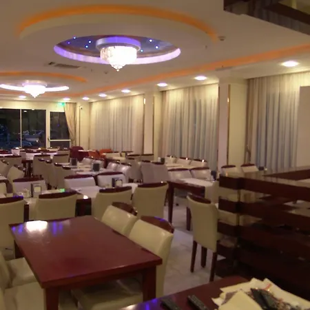 Izan 3* Izmir